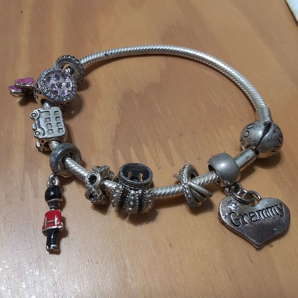 Pandora Authentic‎ Sterling Silver 8 Charm Bracelet British Grammy theme